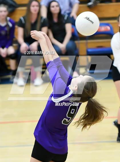 Thumbnail 2 in Northwest Christian vs. Snowflake (AIA D3 Semifinal) photogallery.