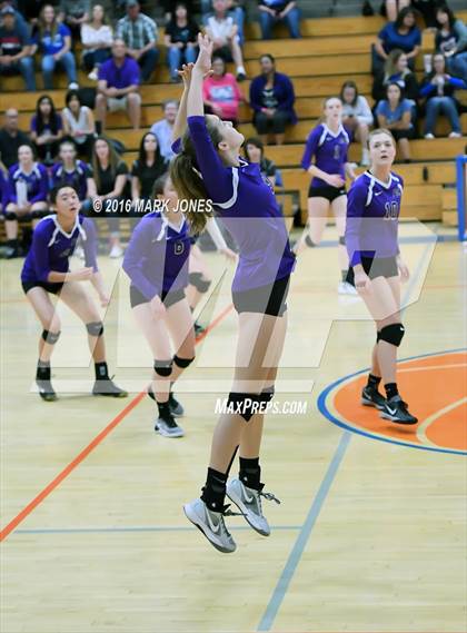 Thumbnail 2 in Northwest Christian vs. Snowflake (AIA D3 Semifinal) photogallery.