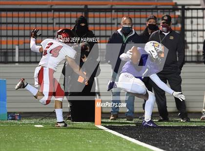 Thumbnail 2 in Chardon vs. St. Francis DeSales (OHSAA D3 Final)  photogallery.