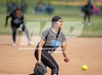 Thumbnail 2 in Grand Terrace vs. Great Oak (Michelle Carew Classic) photogallery.