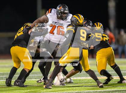 Thumbnail 3 in St. James vs. Union Parish (LHSAA DIII Non-Select Semi-Final) photogallery.