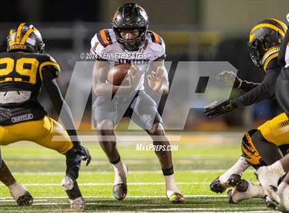 Thumbnail 3 in St. James vs. Union Parish (LHSAA DIII Non-Select Semi-Final) photogallery.