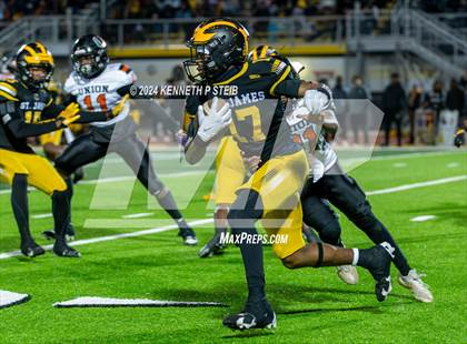 Thumbnail 2 in St. James vs. Union Parish (LHSAA DIII Non-Select Semi-Final) photogallery.