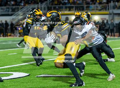 Thumbnail 3 in St. James vs. Union Parish (LHSAA DIII Non-Select Semi-Final) photogallery.