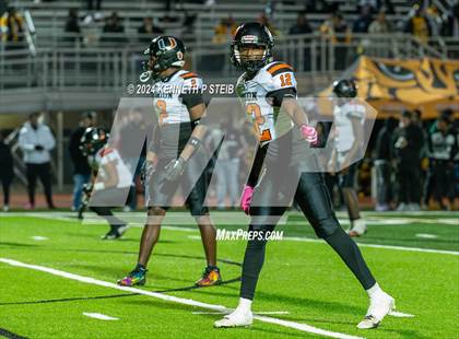 Thumbnail 1 in St. James vs. Union Parish (LHSAA DIII Non-Select Semi-Final) photogallery.