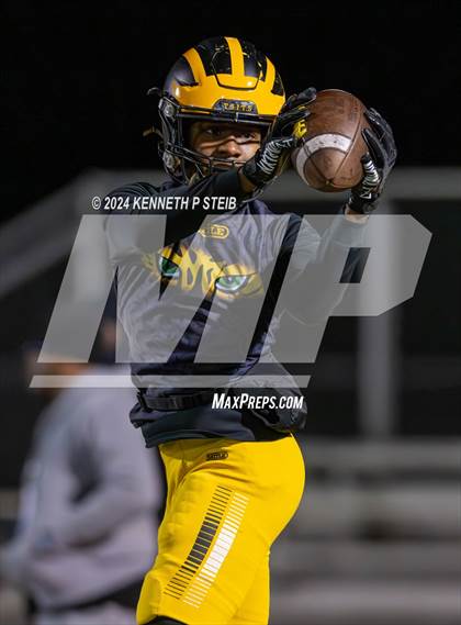 Thumbnail 3 in St. James vs. Union Parish (LHSAA DIII Non-Select Semi-Final) photogallery.