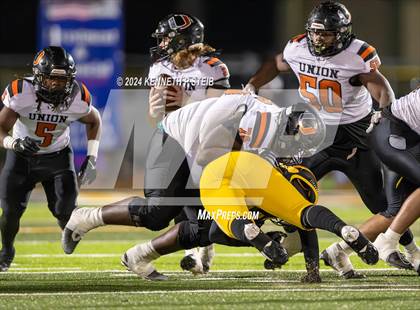 Thumbnail 3 in St. James vs. Union Parish (LHSAA DIII Non-Select Semi-Final) photogallery.