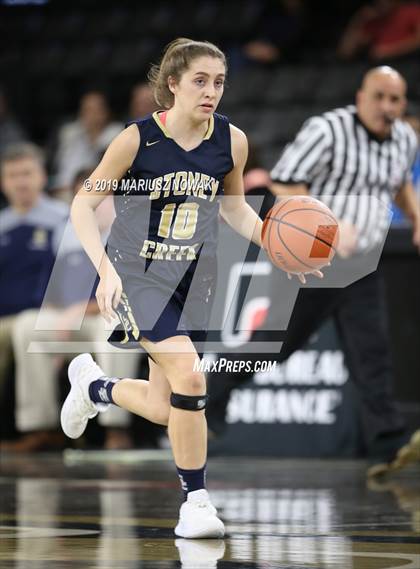 Thumbnail 3 in Stoney Creek vs. Rochester (Oakland University) photogallery.