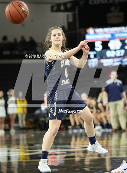 Thumbnail 1 in Stoney Creek vs. Rochester (Oakland University) photogallery.