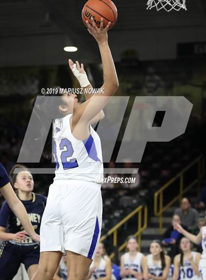 Thumbnail 1 in Stoney Creek vs. Rochester (Oakland University) photogallery.
