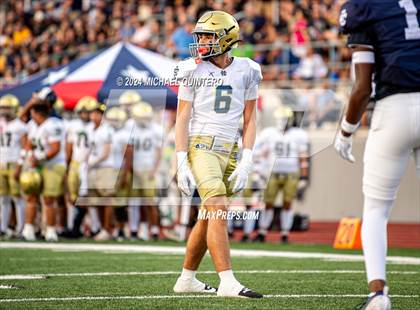 Thumbnail 2 in Central Catholic vs. Holy Cross photogallery.