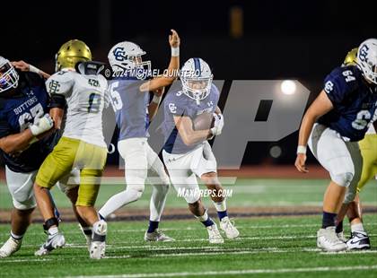 Thumbnail 1 in Central Catholic vs. Holy Cross photogallery.