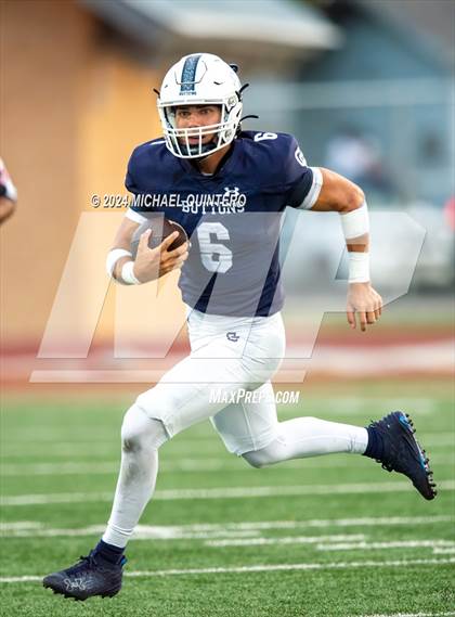 Thumbnail 3 in Central Catholic vs. Holy Cross photogallery.
