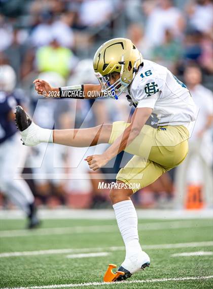 Thumbnail 1 in Central Catholic vs. Holy Cross photogallery.