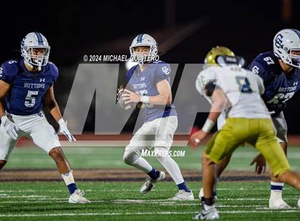 Thumbnail 3 in Central Catholic vs. Holy Cross photogallery.