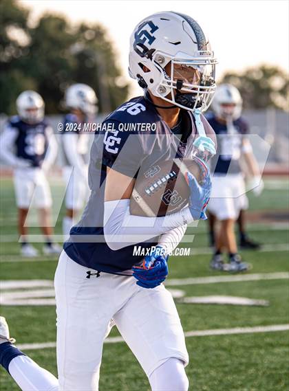 Thumbnail 1 in Central Catholic vs. Holy Cross photogallery.