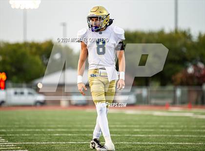 Thumbnail 1 in Central Catholic vs. Holy Cross photogallery.