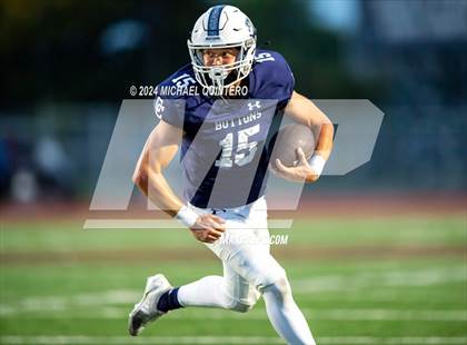 Thumbnail 3 in Central Catholic vs. Holy Cross photogallery.