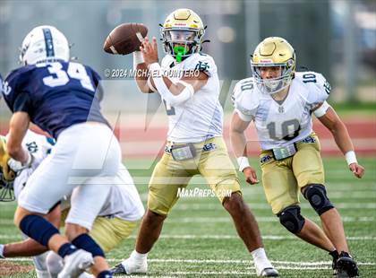 Thumbnail 1 in Central Catholic vs. Holy Cross photogallery.
