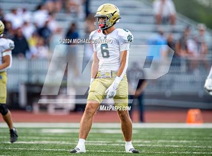 Thumbnail 1 in Central Catholic vs. Holy Cross photogallery.