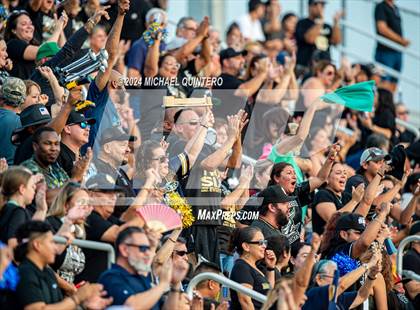 Thumbnail 2 in Central Catholic vs. Holy Cross photogallery.