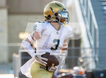 Thumbnail 2 in Central Catholic vs. Holy Cross photogallery.