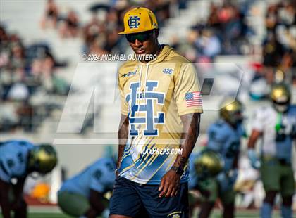 Thumbnail 1 in Central Catholic vs. Holy Cross photogallery.