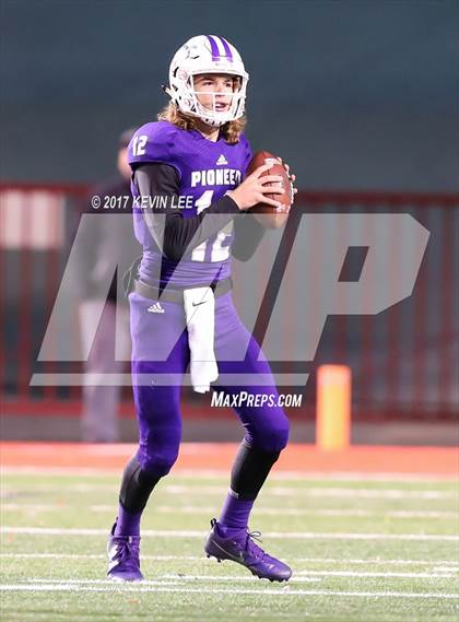 Thumbnail 2 in Skyridge vs. Lehi (UHSAA 5A Final) photogallery.