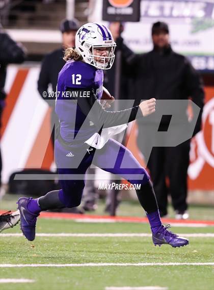 Thumbnail 3 in Skyridge vs. Lehi (UHSAA 5A Final) photogallery.