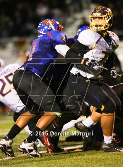 Thumbnail 2 in San Leandro vs. Amador Valley (D1 - !st Round) photogallery.
