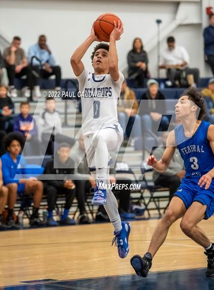 Thumbnail 1 in Federal Way @ Gonzaga Prep photogallery.