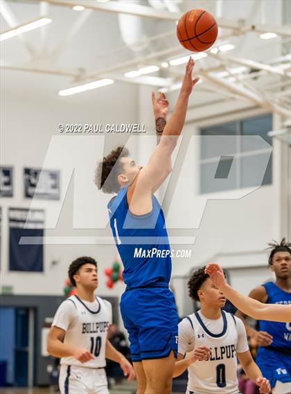 Thumbnail 2 in Federal Way @ Gonzaga Prep photogallery.