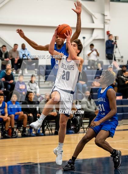 Thumbnail 1 in Federal Way @ Gonzaga Prep photogallery.