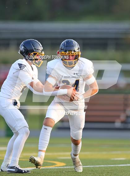 Thumbnail 1 in Highland @ Marlboro Central photogallery.