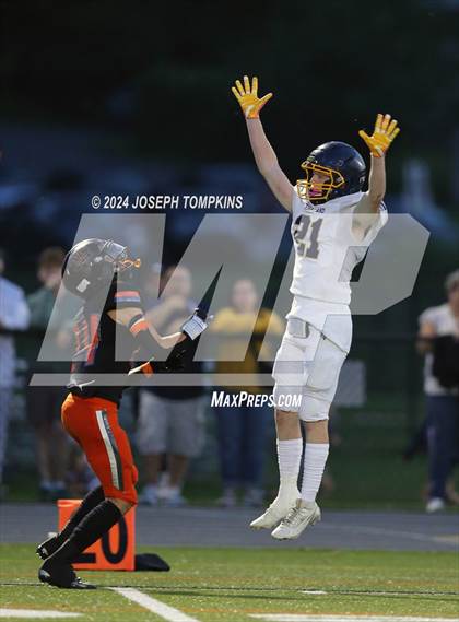 Thumbnail 2 in Highland @ Marlboro Central photogallery.