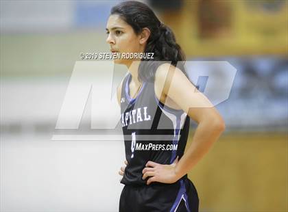 Thumbnail 3 in Manteca vs. Capital Christian photogallery.
