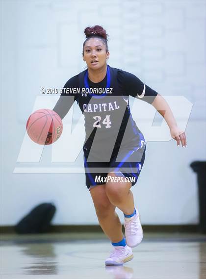Thumbnail 2 in Manteca vs. Capital Christian photogallery.