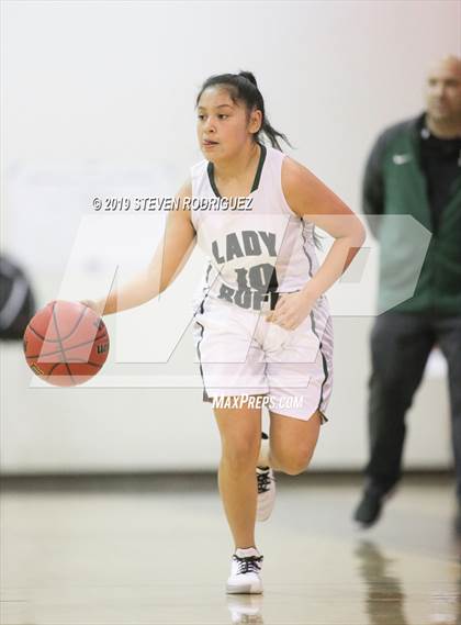 Thumbnail 1 in Manteca vs. Capital Christian photogallery.