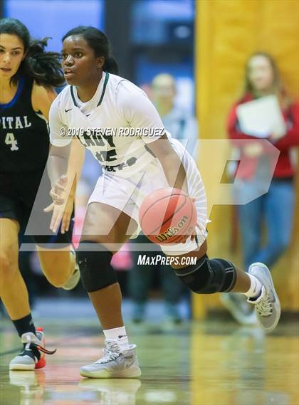 Thumbnail 2 in Manteca vs. Capital Christian photogallery.