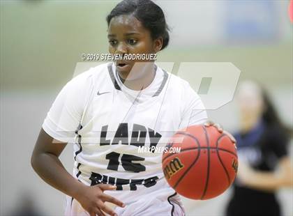 Thumbnail 1 in Manteca vs. Capital Christian photogallery.
