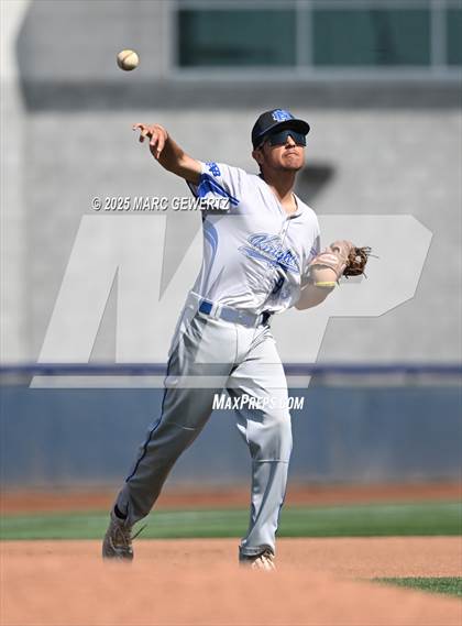 Thumbnail 2 in Nuview Bridge vs. Mountain View (CIF SS Div. 9 Final) photogallery.