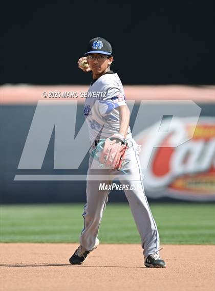 Thumbnail 3 in Nuview Bridge vs. Mountain View (CIF SS Div. 9 Final) photogallery.