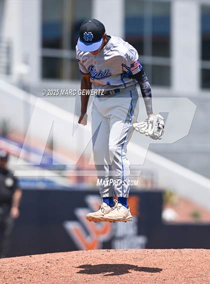 Thumbnail 2 in Nuview Bridge vs. Mountain View (CIF SS Div. 9 Final) photogallery.