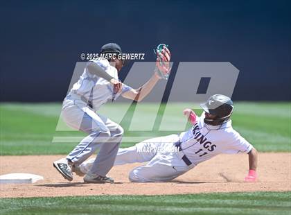 Thumbnail 3 in Nuview Bridge vs. Mountain View (CIF SS Div. 9 Final) photogallery.