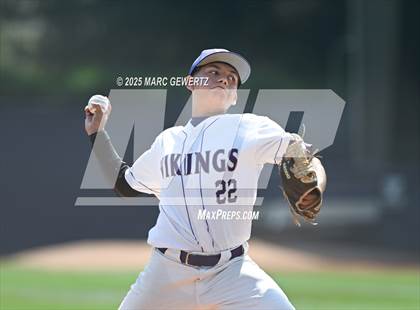 Thumbnail 2 in Nuview Bridge vs. Mountain View (CIF SS Div. 9 Final) photogallery.