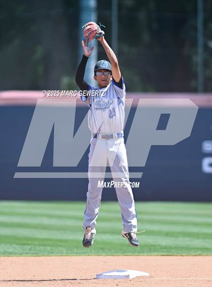 Thumbnail 3 in Nuview Bridge vs. Mountain View (CIF SS Div. 9 Final) photogallery.