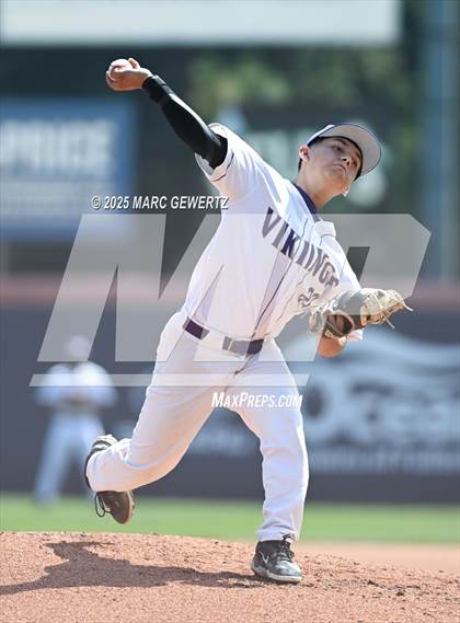 Thumbnail 2 in Nuview Bridge vs. Mountain View (CIF SS Div. 9 Final) photogallery.