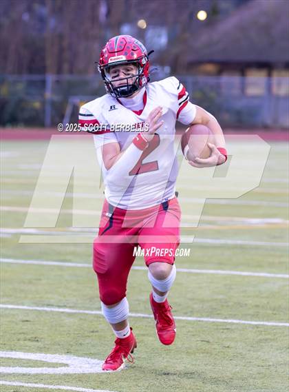 Thumbnail 1 in East Valley @ Tumwater (WIAA 2A Semifinal) photogallery.