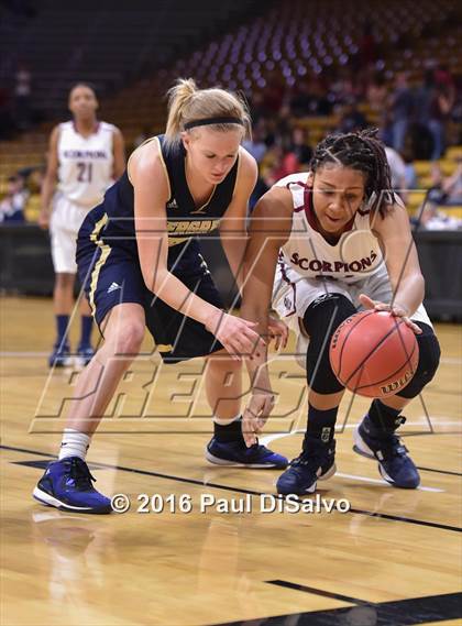 Thumbnail 2 in Evergreen vs. Sand Creek (CHSAA 4A Semifinal) photogallery.