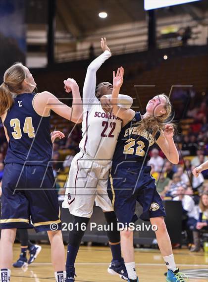 Thumbnail 2 in Evergreen vs. Sand Creek (CHSAA 4A Semifinal) photogallery.